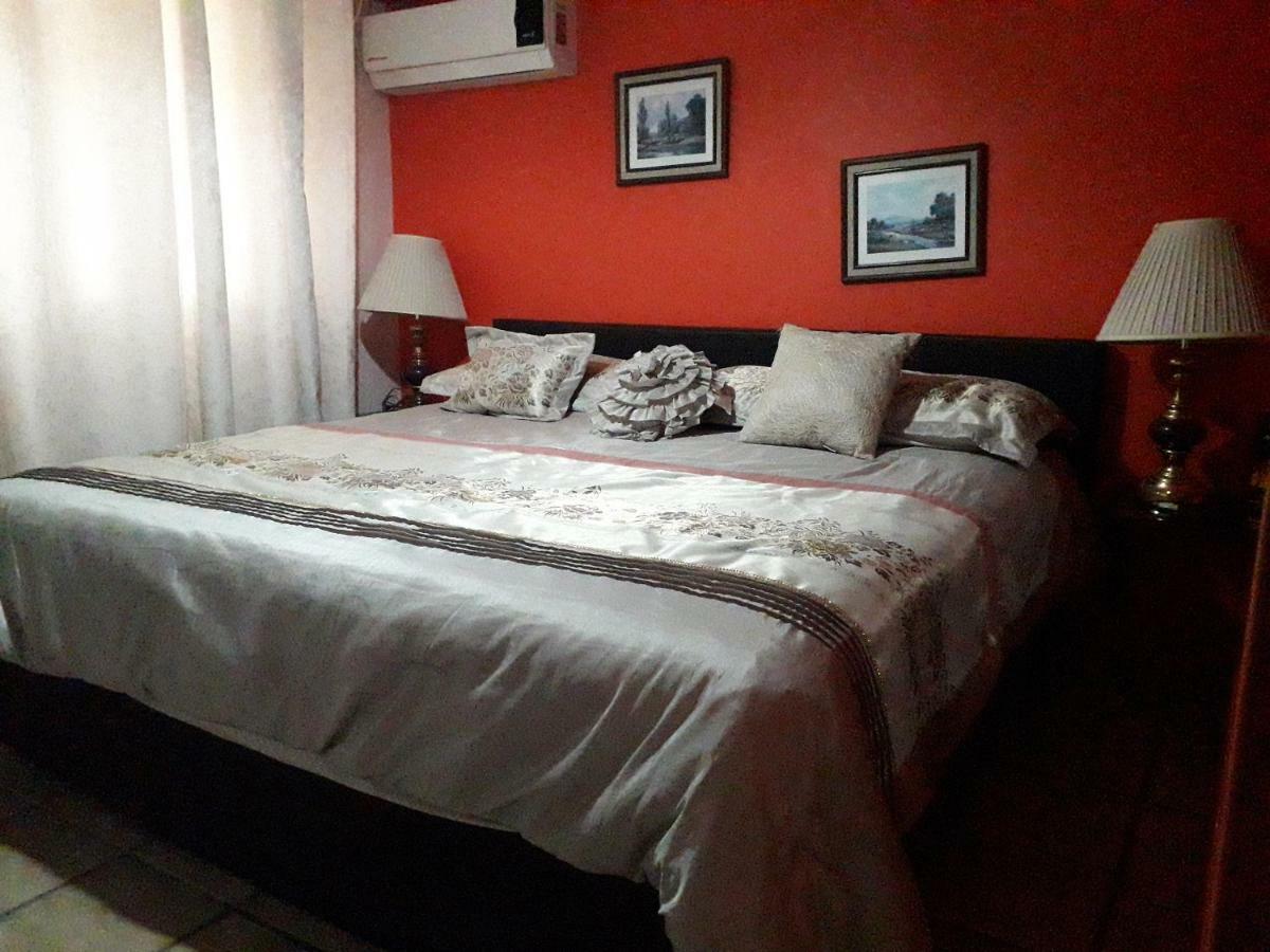 Hotel Michelle San Andres Tuxtla Bagian luar foto